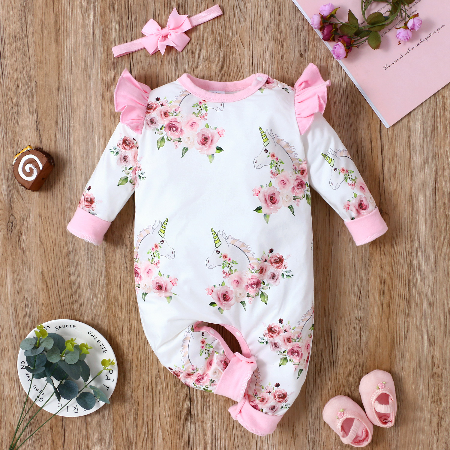 

2pcs Baby Girl Pink Unicorn and Floral Print Ruffle Long-sleeve Jumpsuit Set