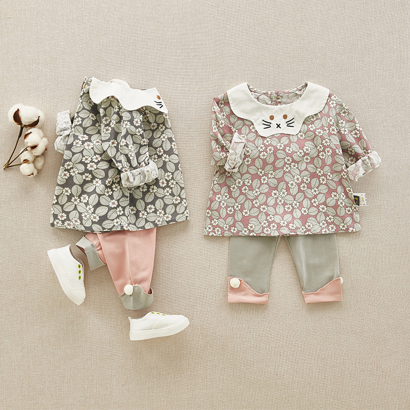 

Baby Floral Allover Cat Collar Top and Solid Pants Set