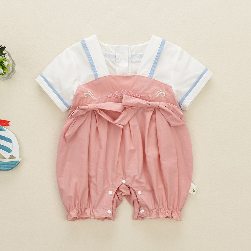 

Baby Chinese Style Bowknot Decor Bodysuit