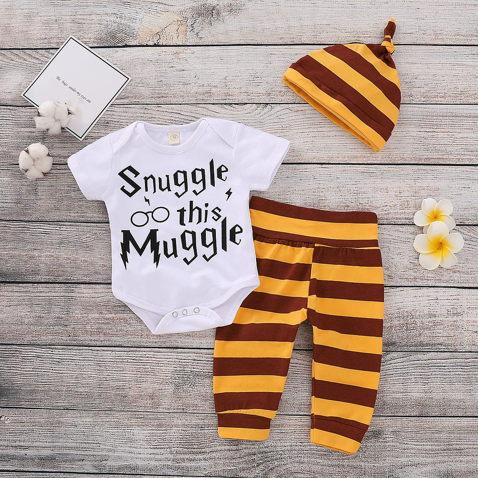 

3pcs Letter and Stripe Print Short-sleeve Baby Set