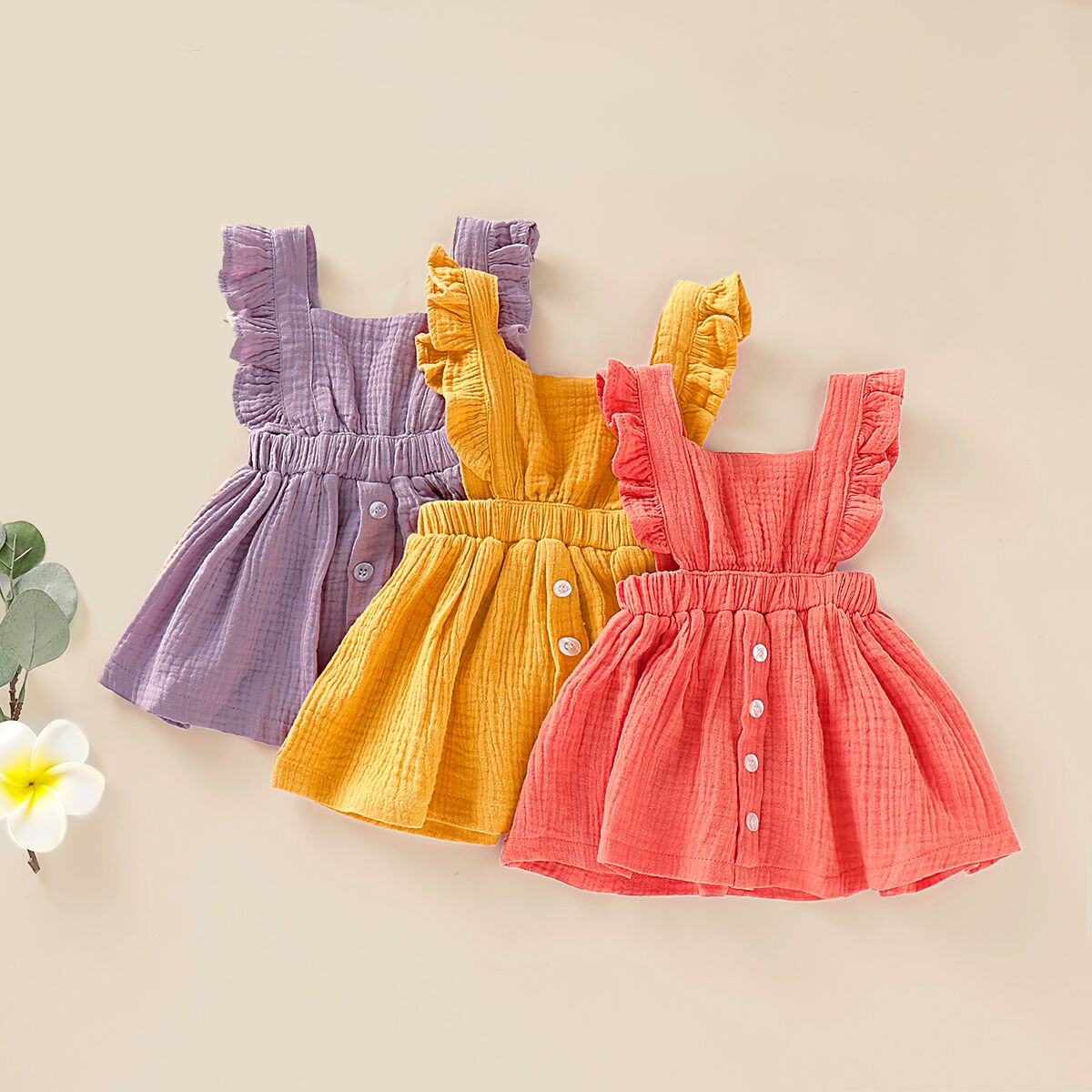

Solid Front Botton Ruffle-sleeve Dress