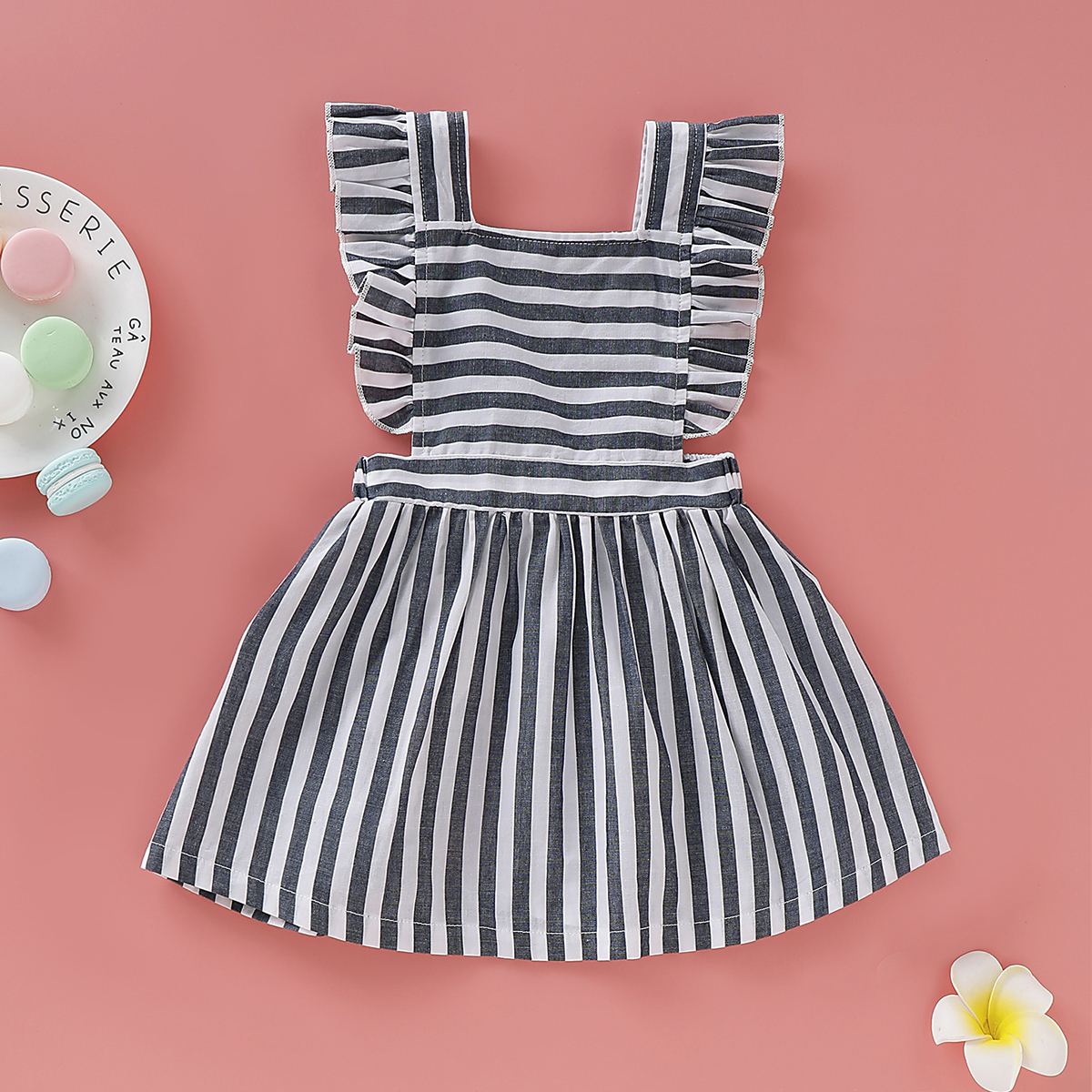 

Baby / Toddler Striped Backless Flutter-sleeve Dress