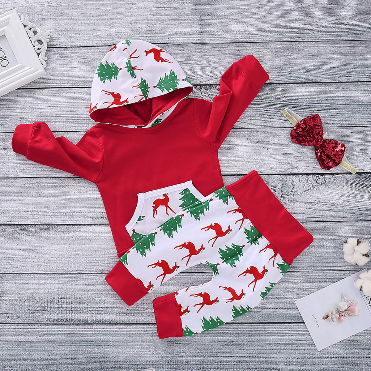 

Baby Boy / Girl Christmas Reindeer Hoodie and Pants Set