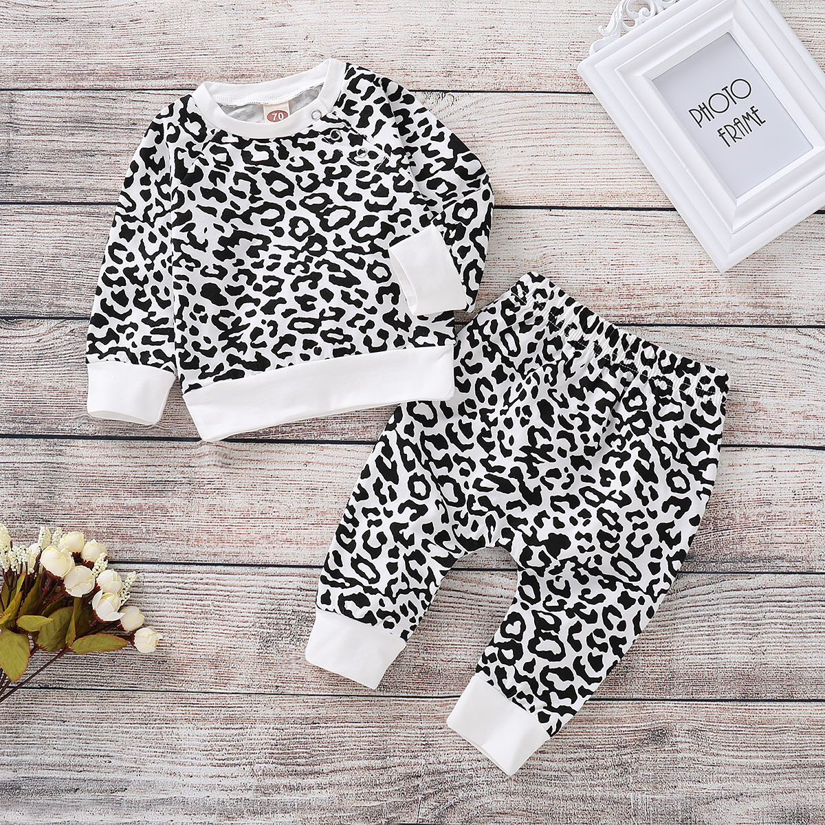 

Baby Girl Trendy Leopard Print Top and Pants Set