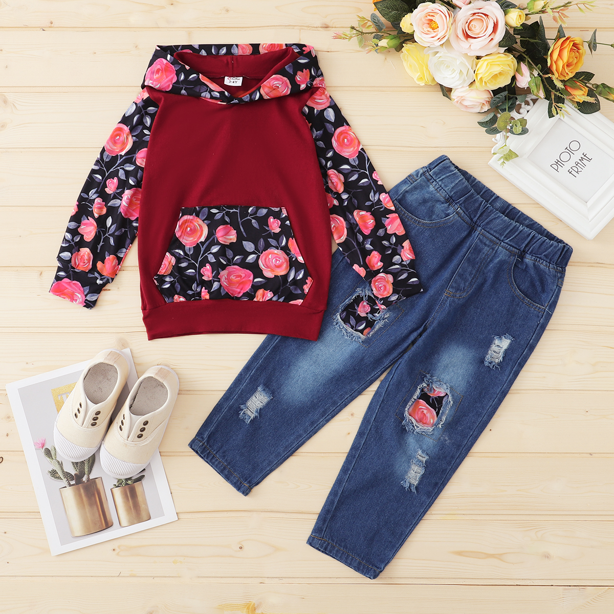 

Toddler Girl Floral Hoodie Sweatshirt and Denim Hole Pants Set