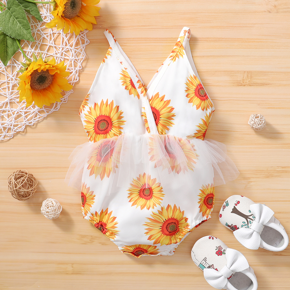 

1pc Baby Girl Sweet Sling Romper Floral Rompers & Bodysuits