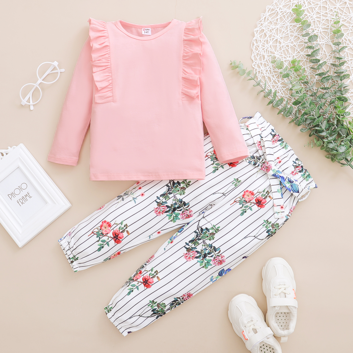 

2-piece Baby / Toddler Ruffled Top and Bowknot Floral Pants Set