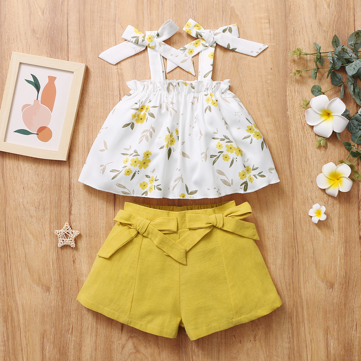 

2pcs Toddler Girl Floral Tank Shorts Sets