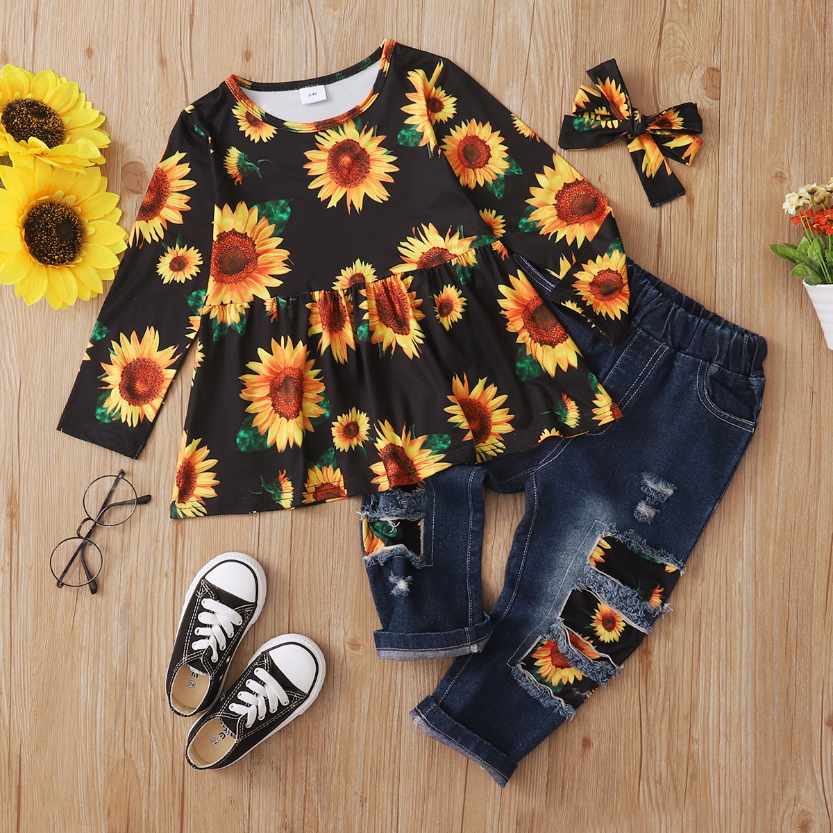 

3pcs Toddler Girl Sunflower Top and Jeans Set