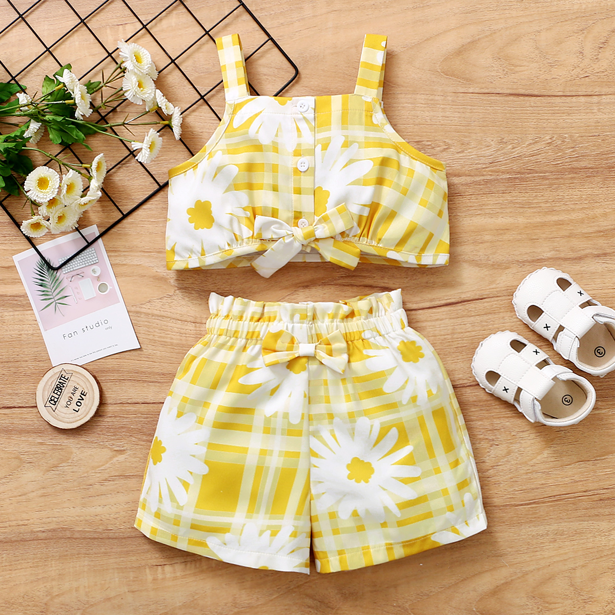 

1pcs Toddler Girl Floral Bowknot Tank And Shorts Sets