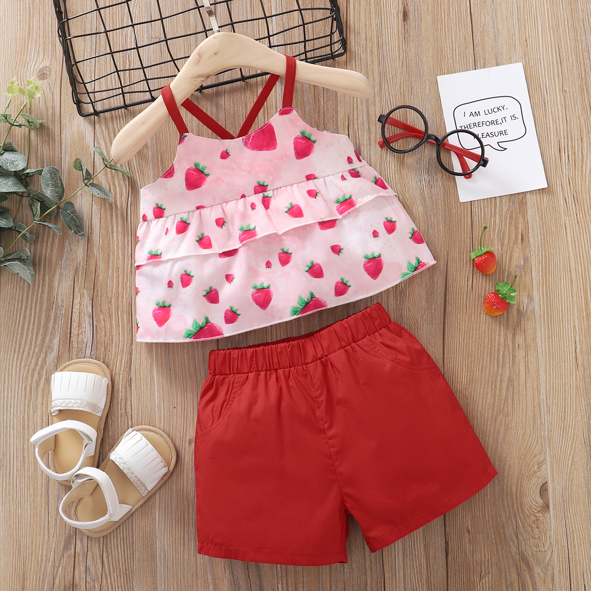 

2pcs Baby Girl Sweet Strawberry Baby's Sets