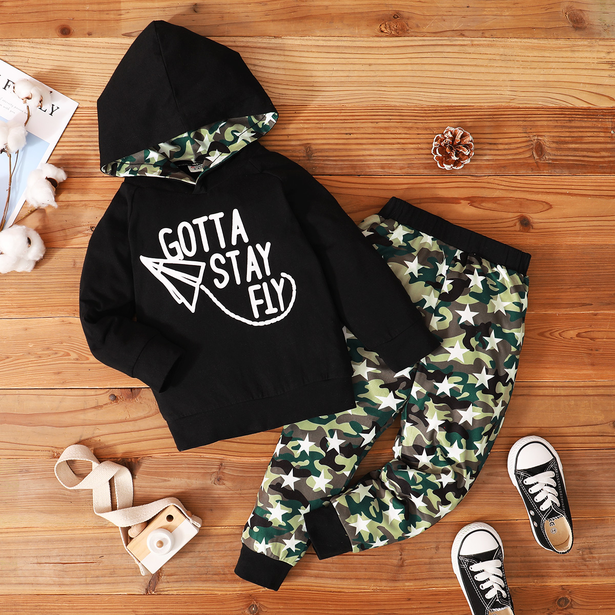 

Toddler Boy Hoodie and Star Print Pants Set