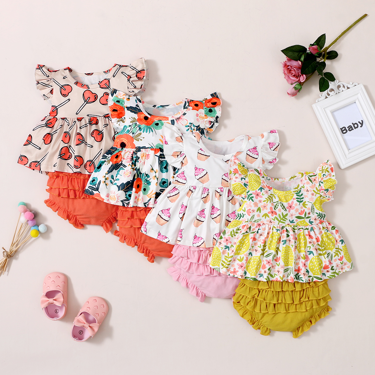 

2pcs Baby Girl Flutter-sleeve Floral Food Print Baby's Sets