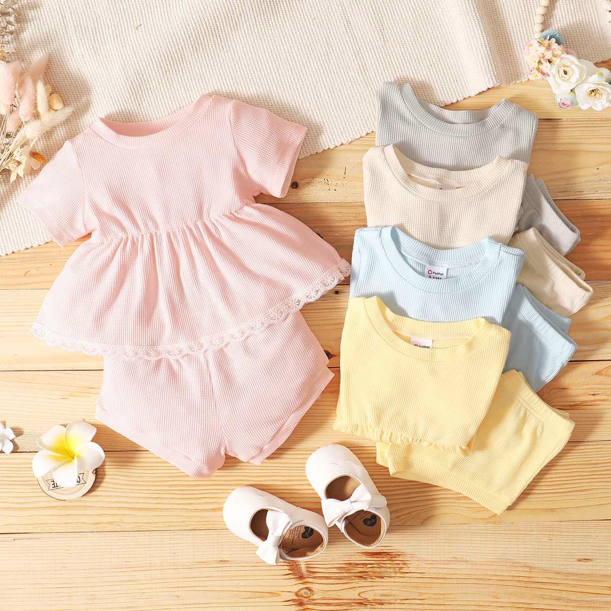 

2pcs Baby Girl Short-sleeve Flounced Solid Cotton Baby's Sets