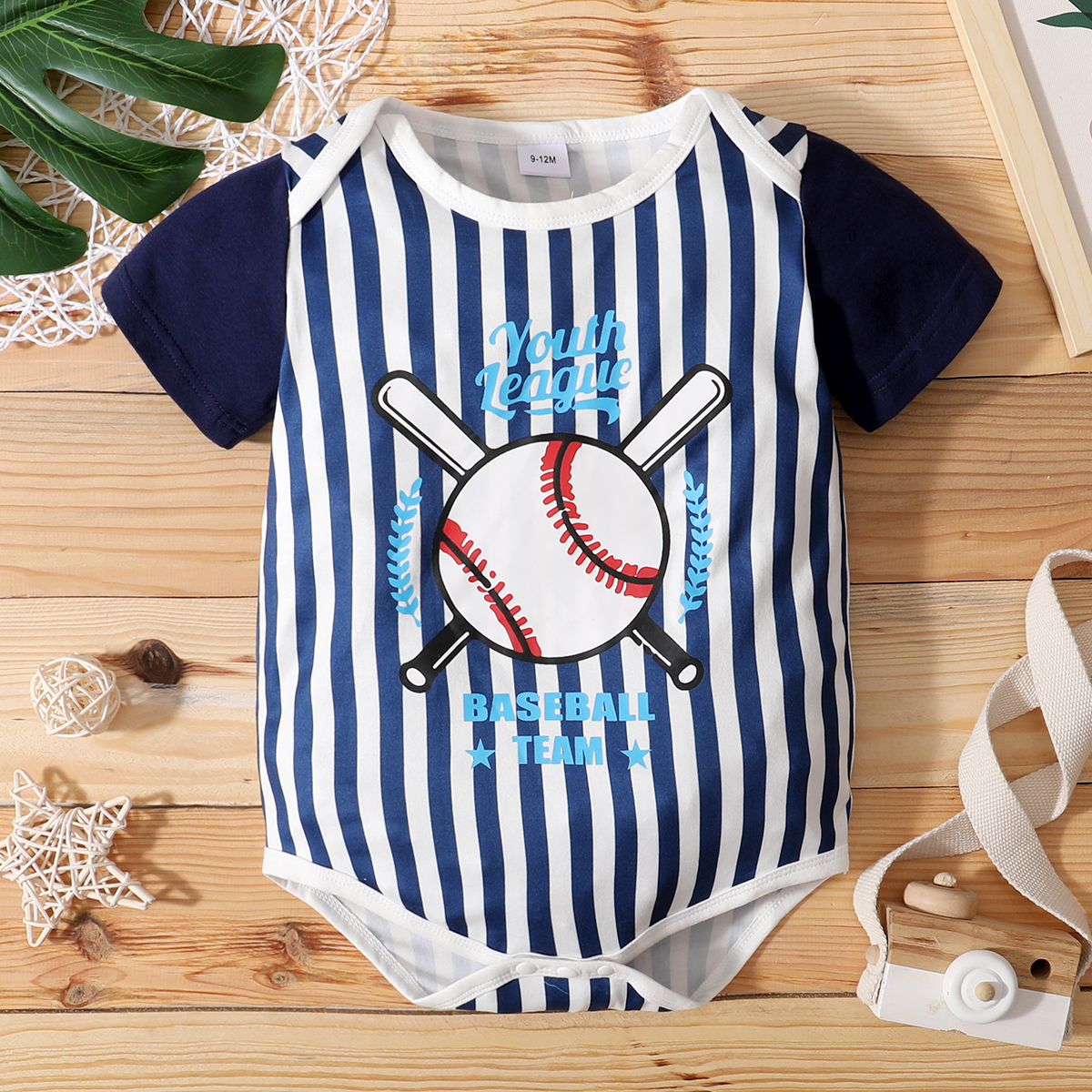 

100% Cotton Striped Baseball Pattern Short-sleeve Baby Romper