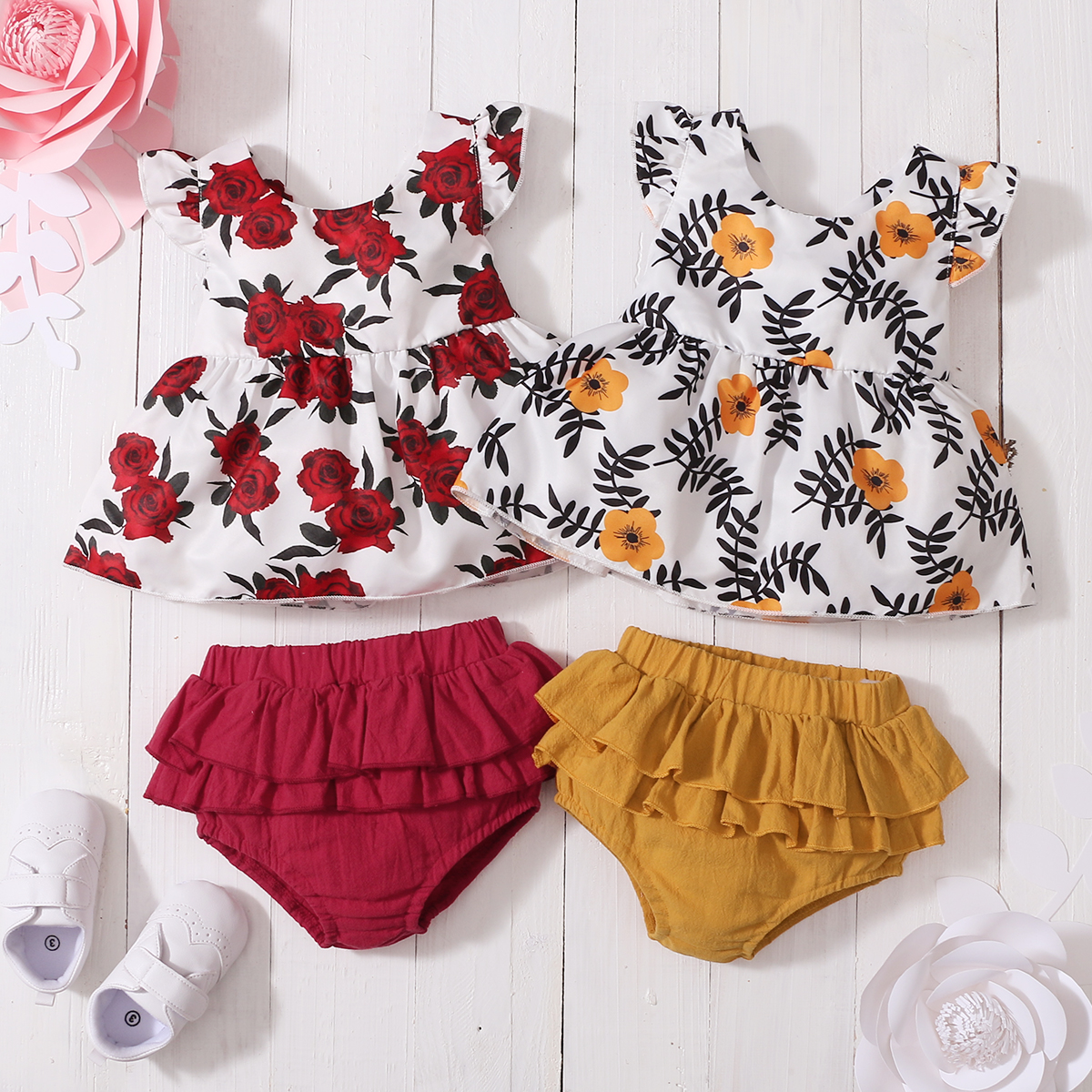 

2pcs Baby Girl Flutter-sleeve Floral Print Ruffled Baby's Set