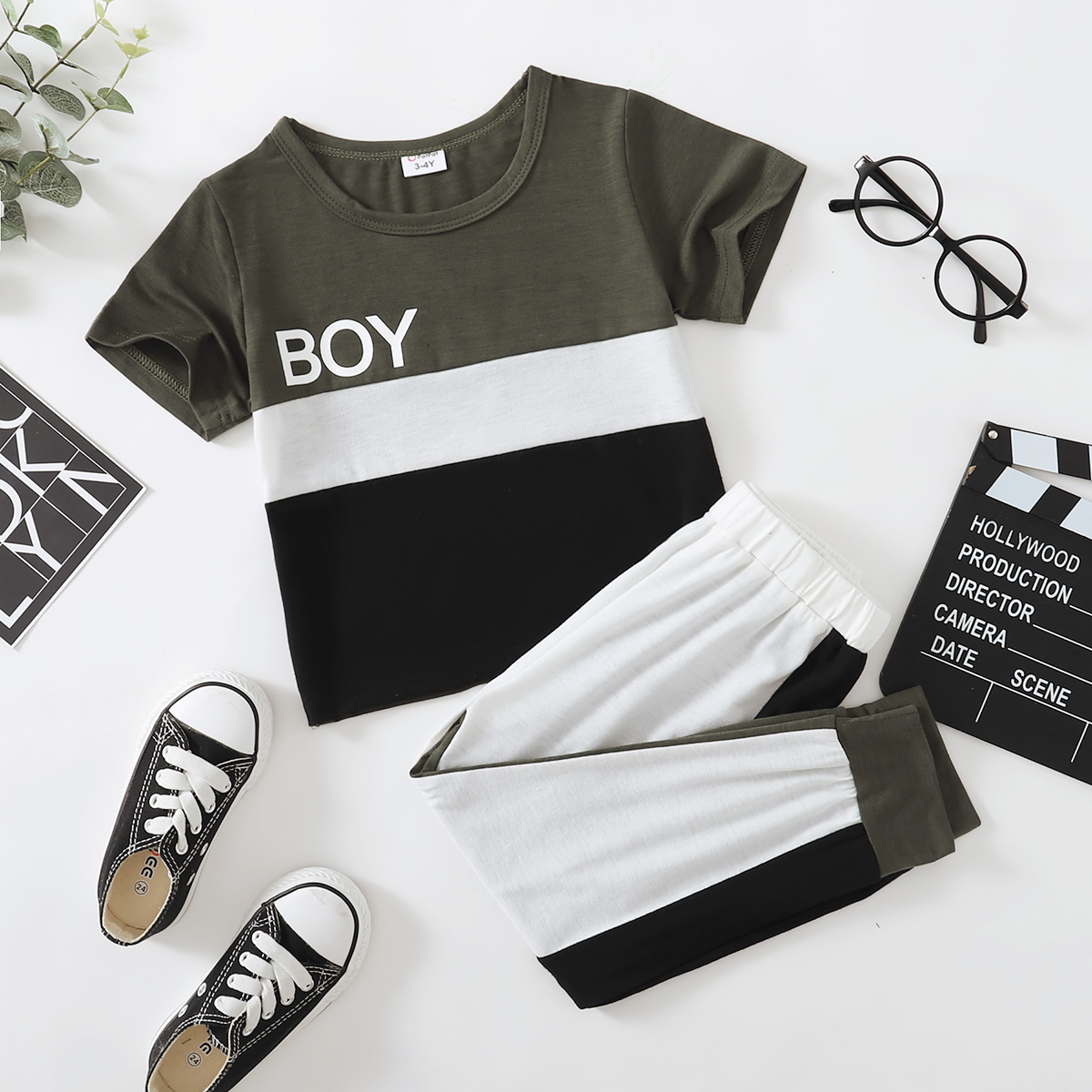 

Letter Print Color Block Tee and Pants Athleisure Set for Toddlers/Kids