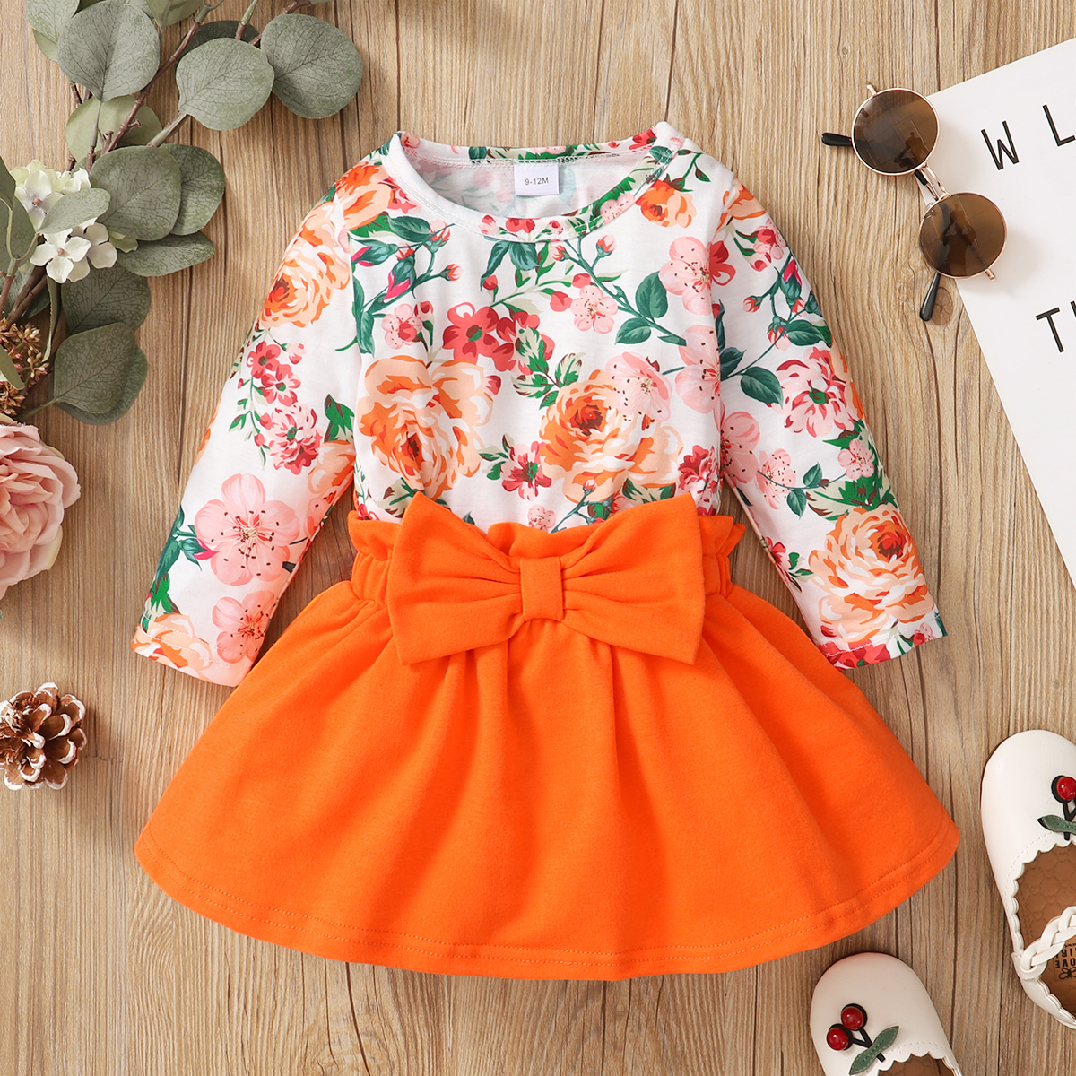 

Baby Girl 2pcs Floral Print Long-sleeve Romper and Solid Orange Bowknot Skirt Set