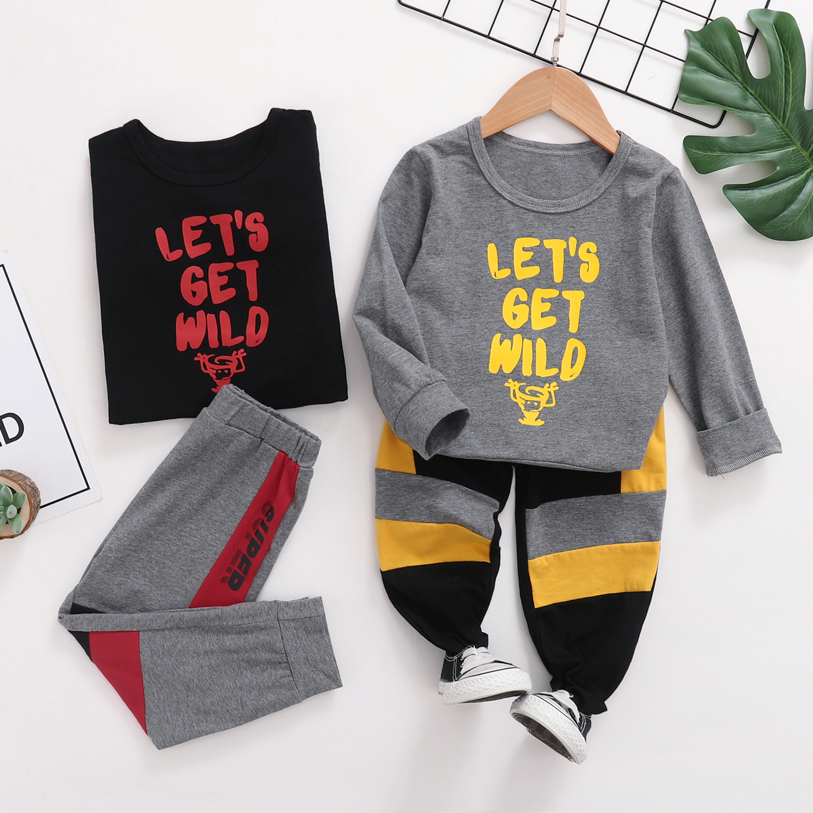 

2-piece Toddler Girl Letter Print Pullover and Colorblock Pants Set
