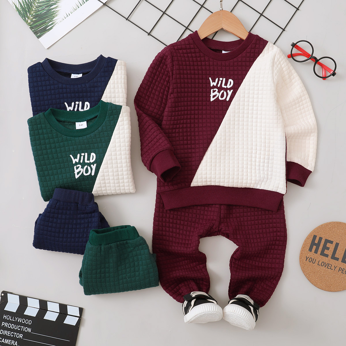 

2-piece Toddler Boy Letter Print Colorblock Textured Pullover Sweatshirt and Solid Pants Set