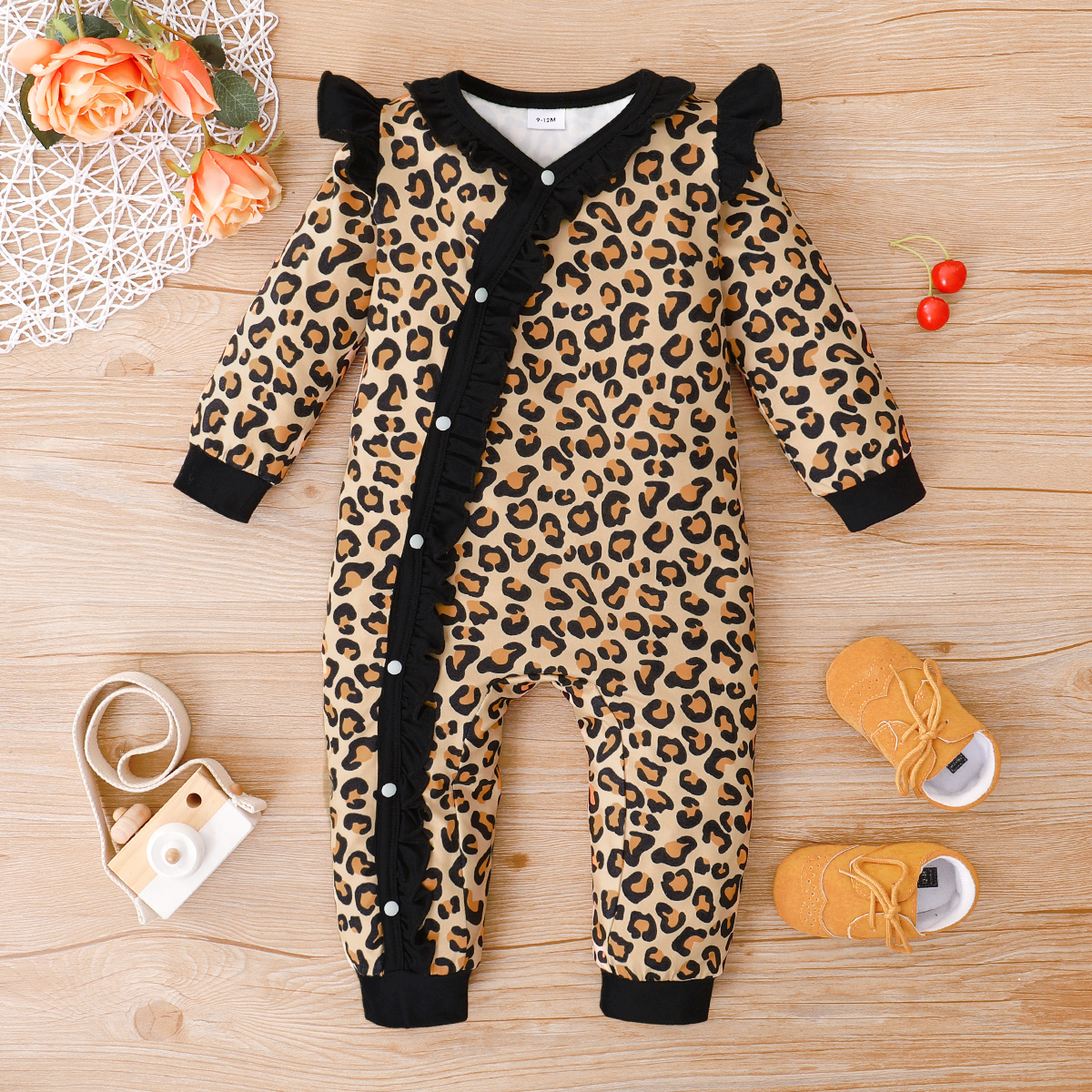 

Baby Girl All Over Leopard Print Long-sleeve Ruffle Snap-up Jumpsuit