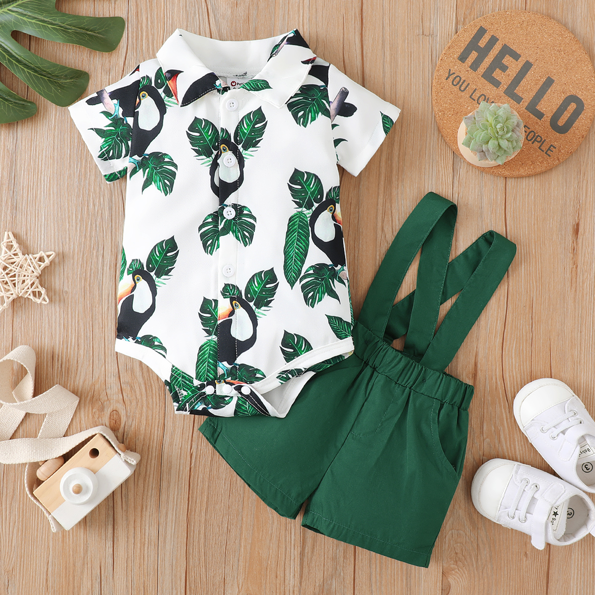 

2pcs Baby Boy Animal and Plant Print Shirt Collar Short-sleeve Romper with Suspender Shorts Set