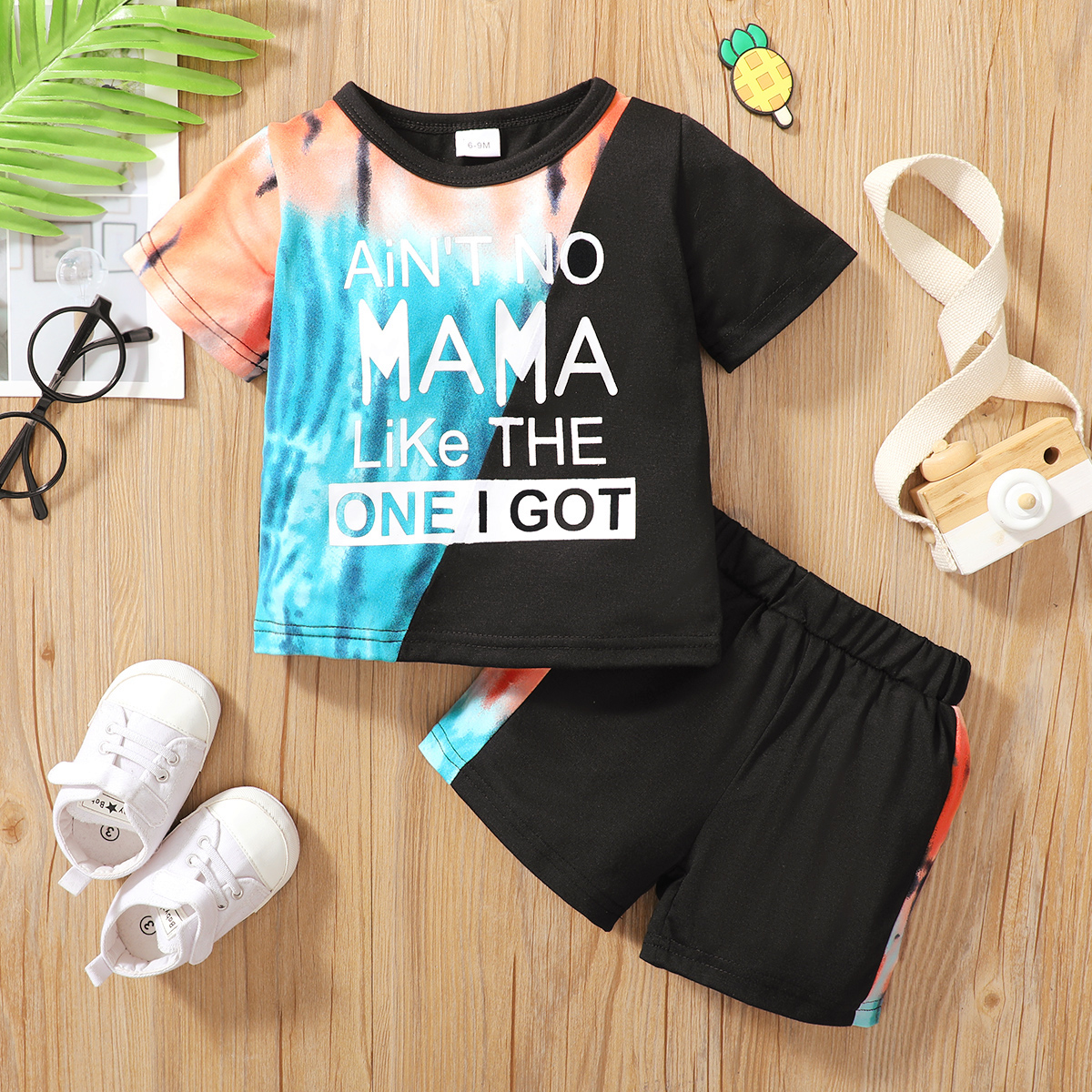 

2pcs Baby Boy Letter Print Colorblock Short-sleeve T-shirt and Shorts Set