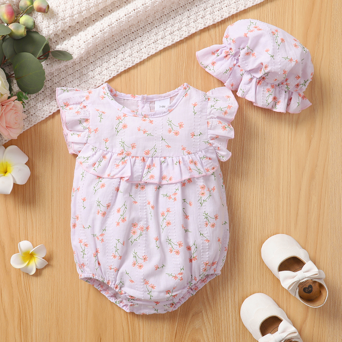 

100% Cotton 2pcs Baby Girl Flutter-sleeve Floral Print Ruffle Romper with Hat Set