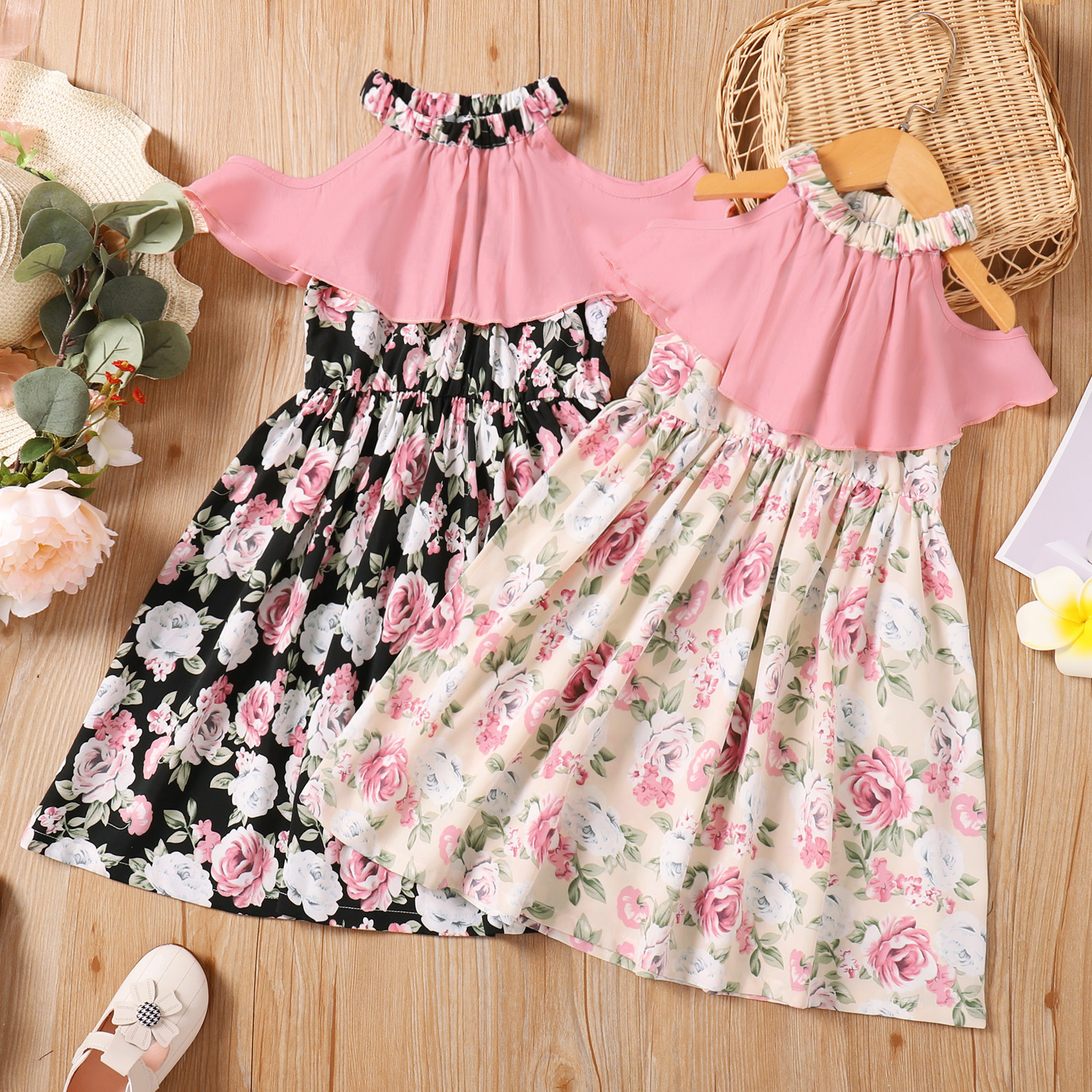 

Kid Girl Floral Print Cold Shoulder Halter Dress
