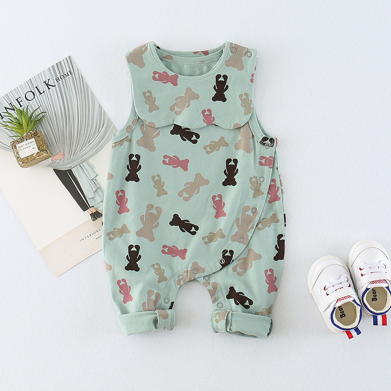 

Baby's Bear Pattern Polo Collar Jumpsuit