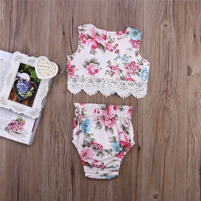 

Beautiful Floral Top and Shorts Set for Baby and Toddler Girl