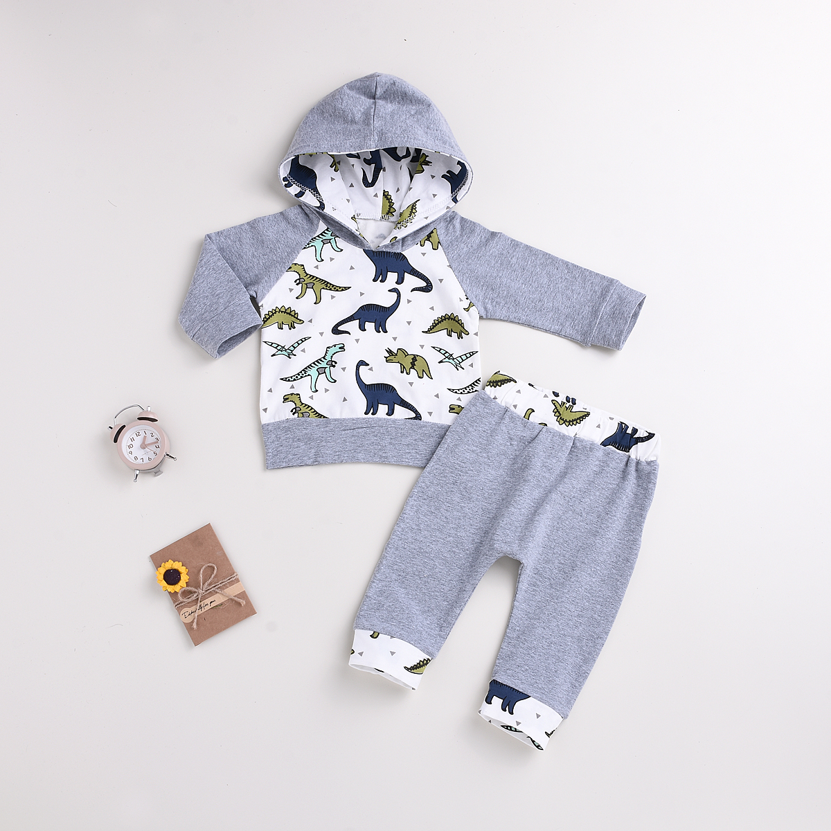 

Baby / Toddler Cartoon Dinosaur Hooded Top and Pants Set