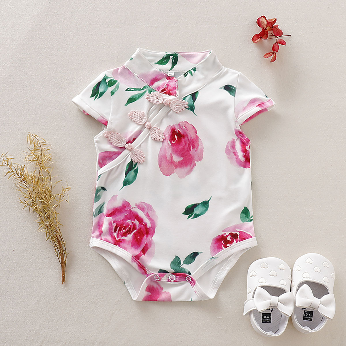 

Baby Chinese Style Floral Pattern Short-sleeve Romper