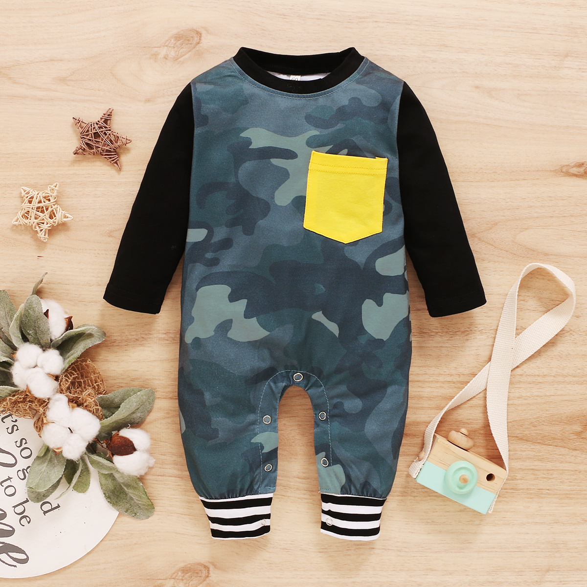 

Baby Camouflage Pocket Jumpsuit