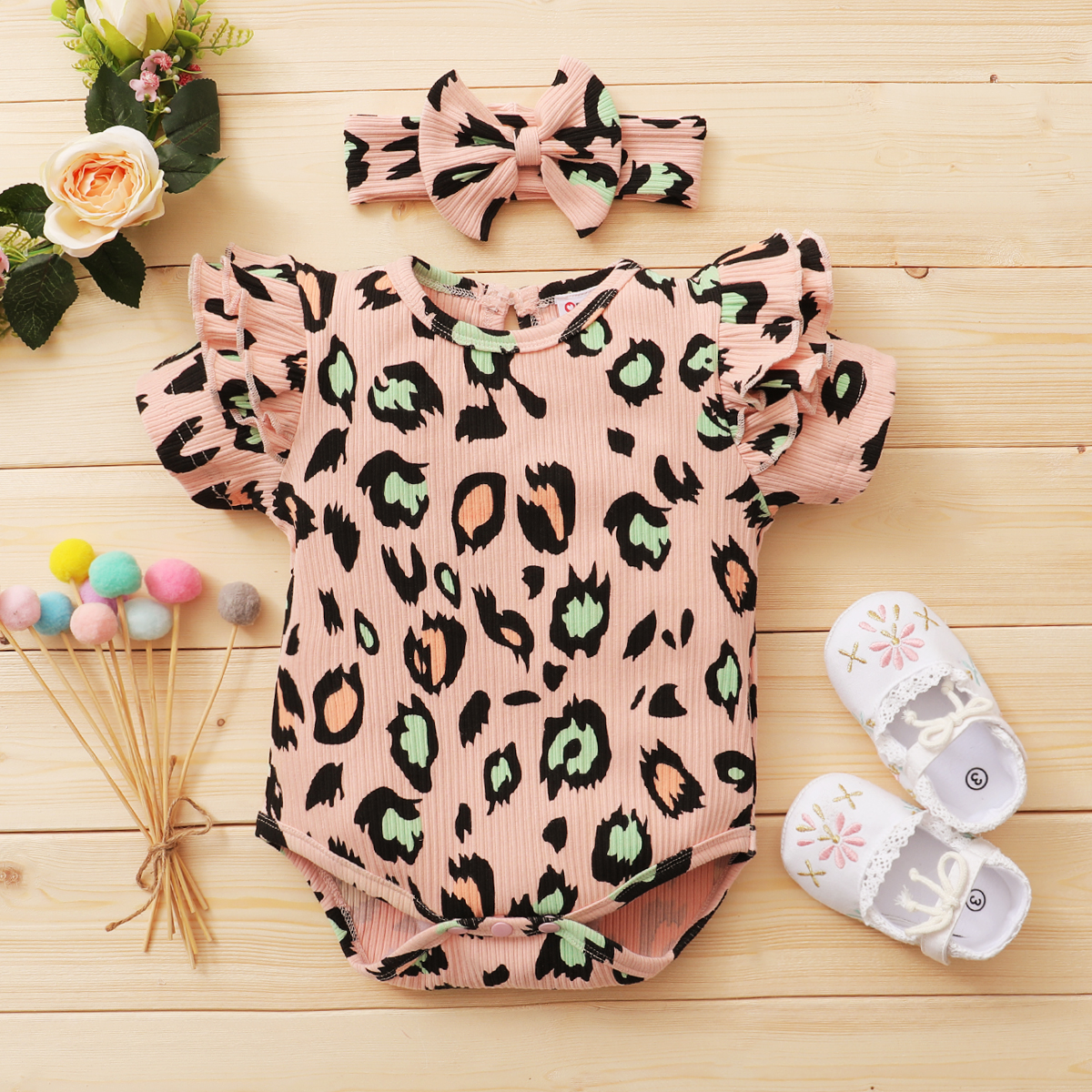 

2-Piece Baby Leopard Print Ruffled Short-sleeve Romper and Headband Set