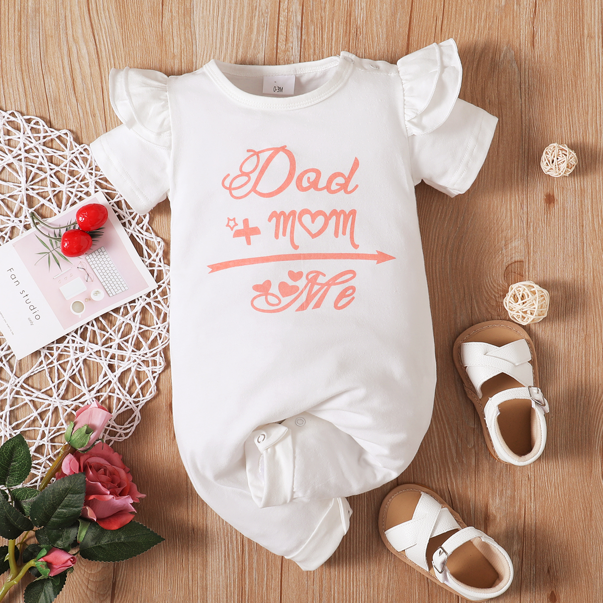

Letter Print Short-sleeve White Baby Jumpsuit