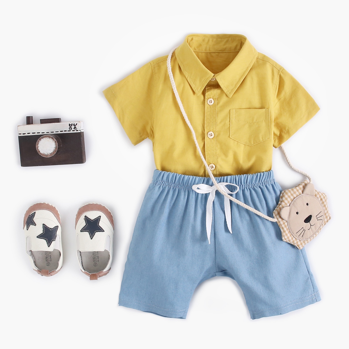 

Lapel Collar Solid Bodysuit and Shorts Set