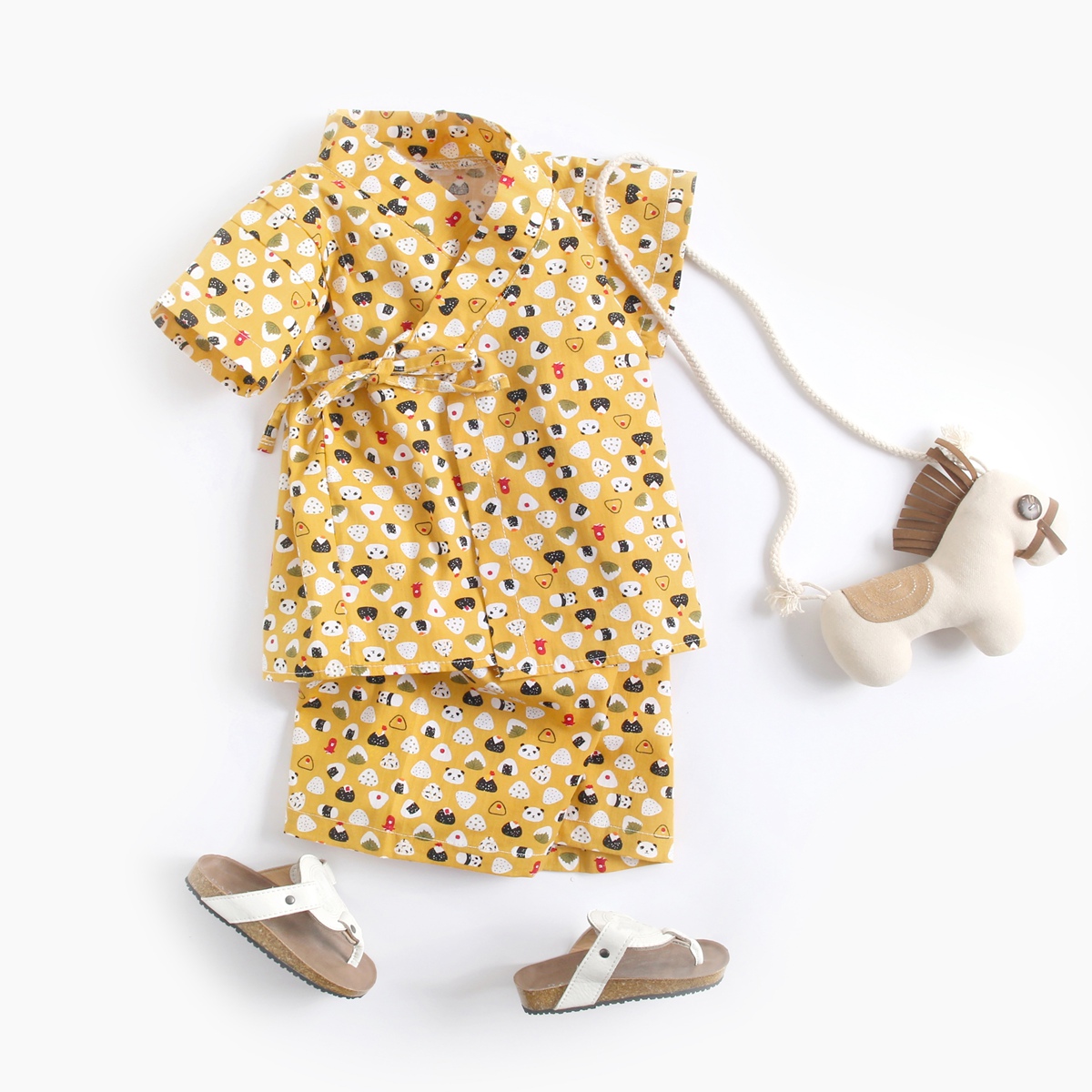 

Rice Ball Print Top and Shorts Pajamas Set