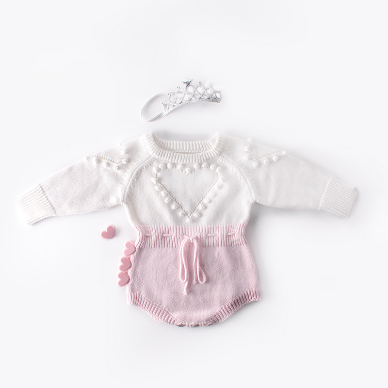 

Baby Girl Solid Pompom Decor Long-sleeve Romper and Headband