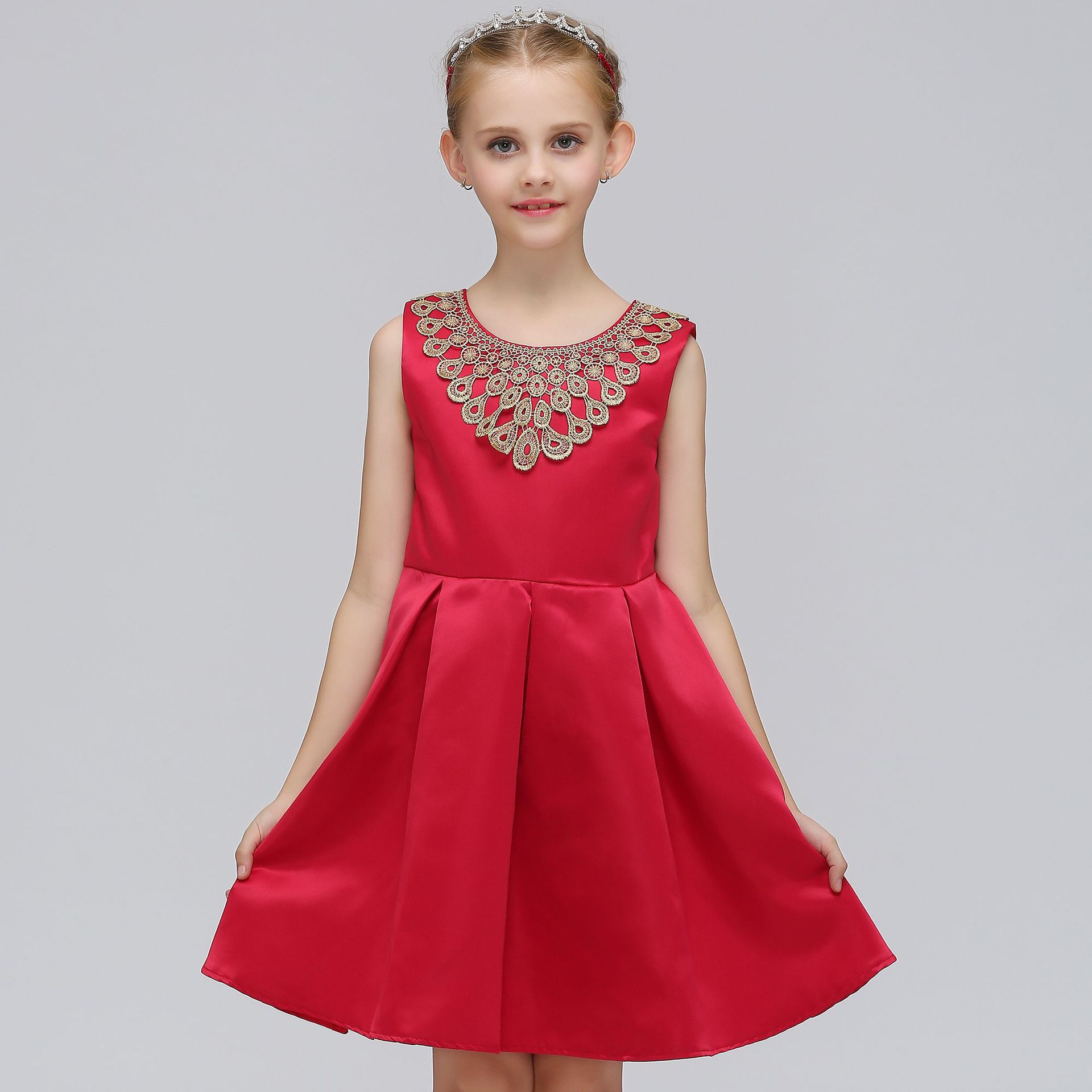 

Baby / Toddler Solid Embroidery Sleeveless Party Dress