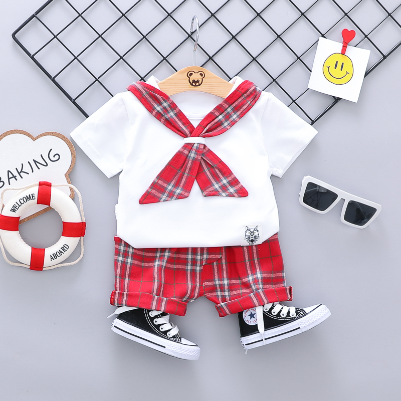 

Baby / Toddler Solid Tee and Plaid Shorts Set