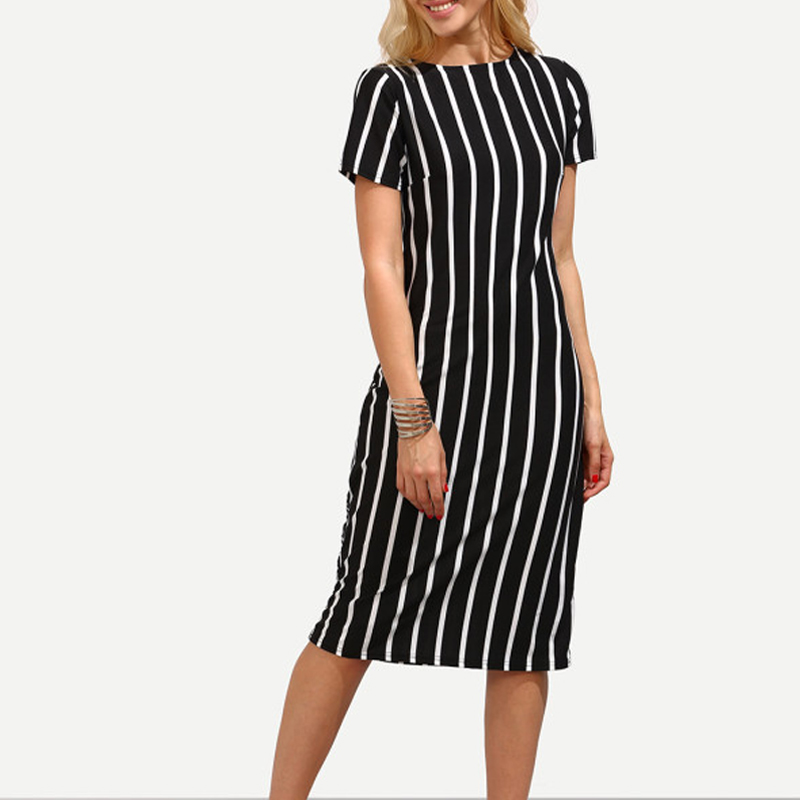 

Pretty Striped Short-sleeve Summer Dress