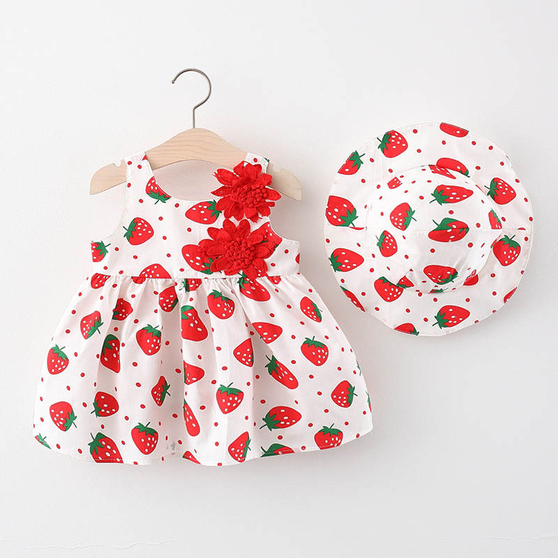 

2pcs Toddler Girl Flroal Design Strawberry Print Sleeveless Dress and Straw Hat Set