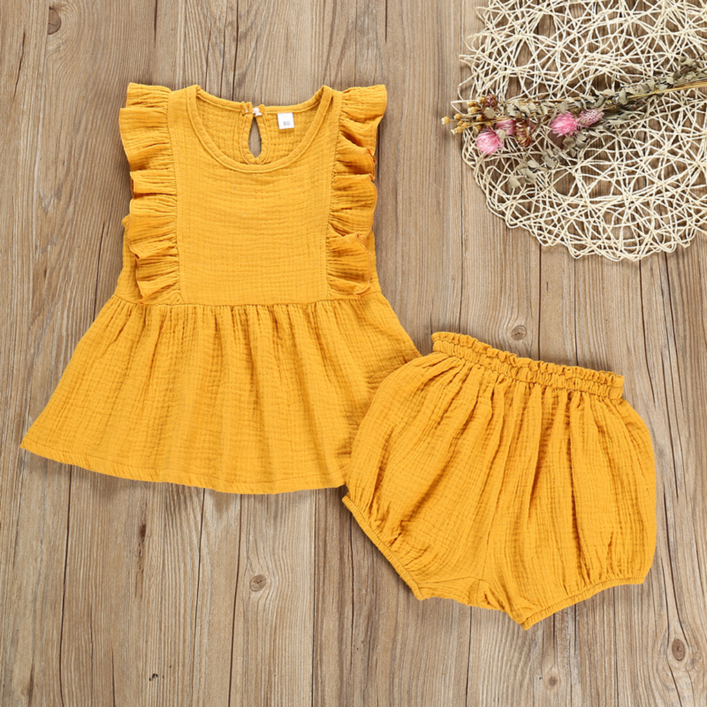 

Baby / Toddler Girl Solid Ruffled Flutter-sleeve Top and Shorts Set