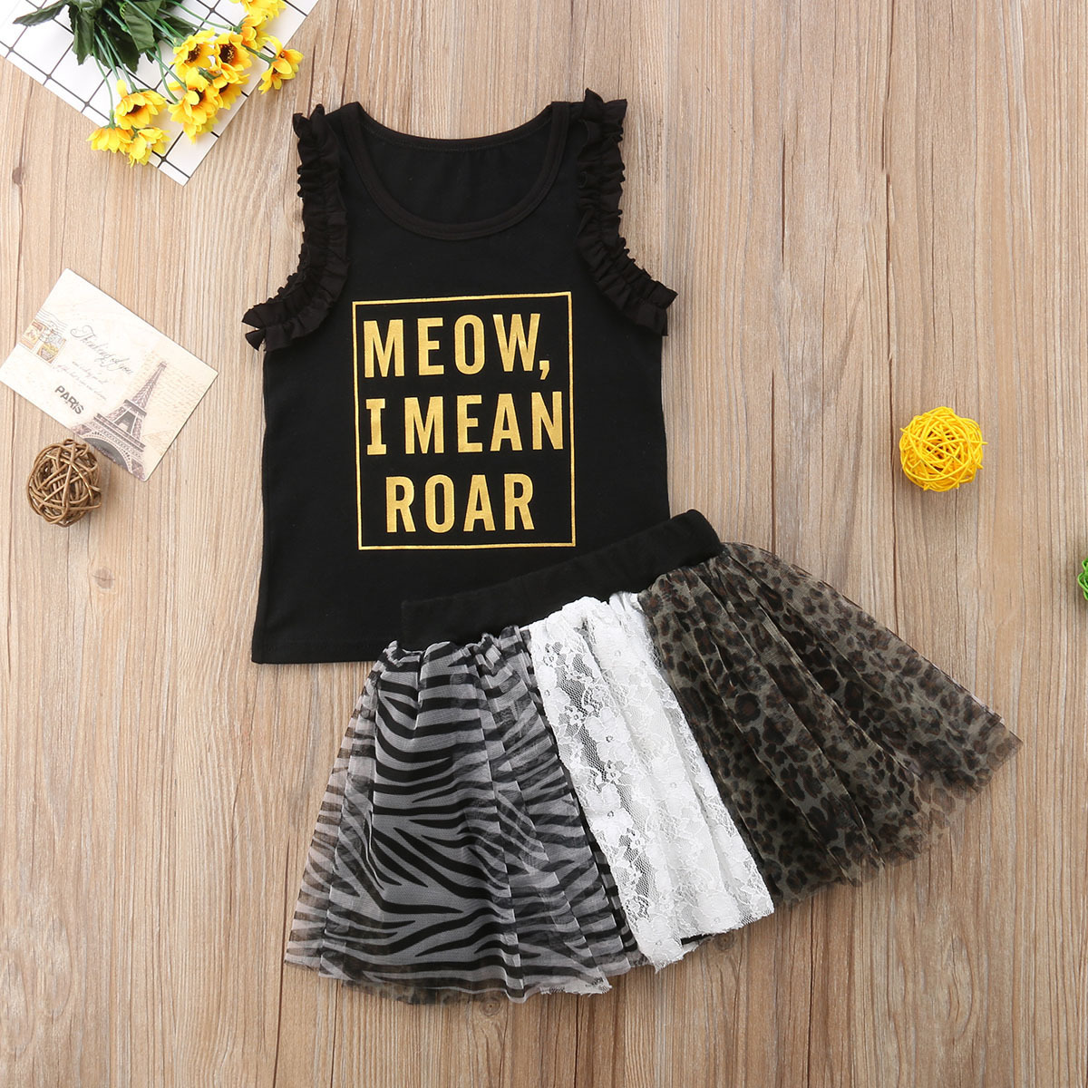 

Letter Print Ruffled Tank Top and Leopard Skirt Set