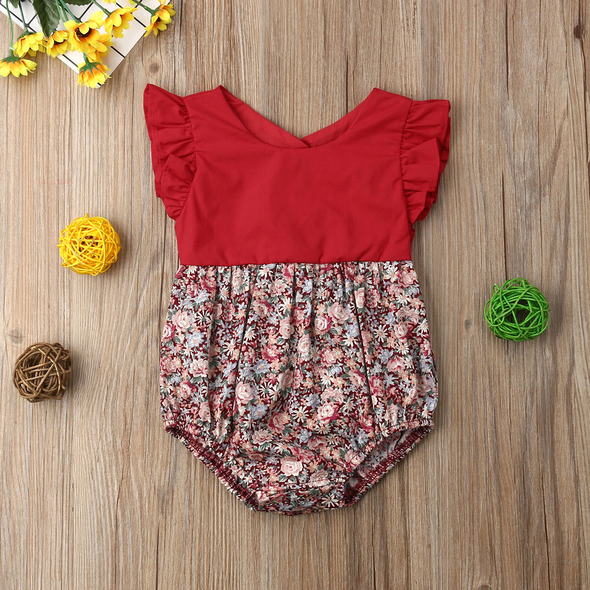 

Baby / Toddler Ruffled Floral Print Back Button Bodysuit