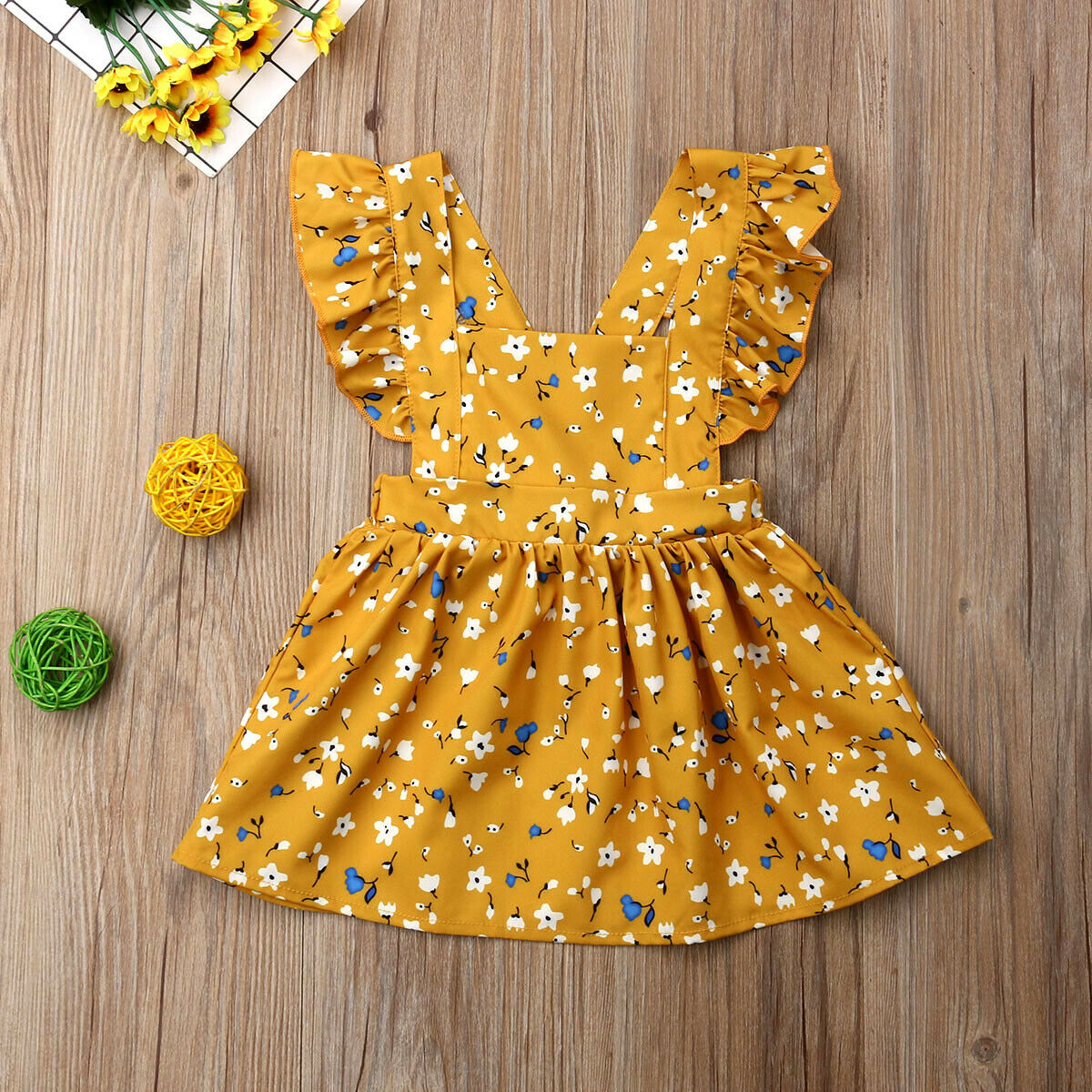 

Baby Ruffled Floral Backless Dress