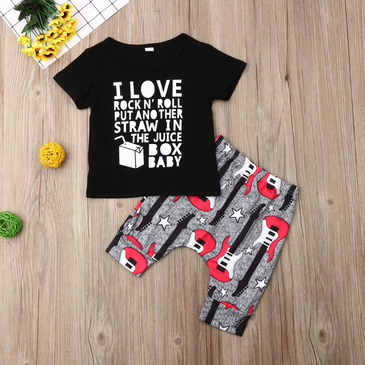 

Baby / Toddler Letter Print Tee and Guitar Print Pants Set