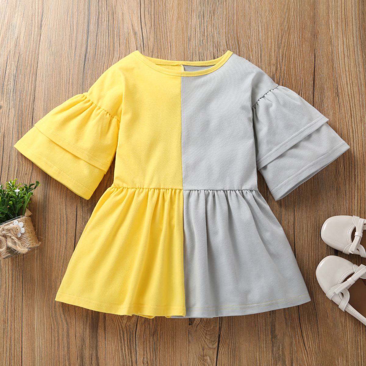 

Baby / Toddler Stylish Colorblock Splice Ruffled Short-sleeve Dress