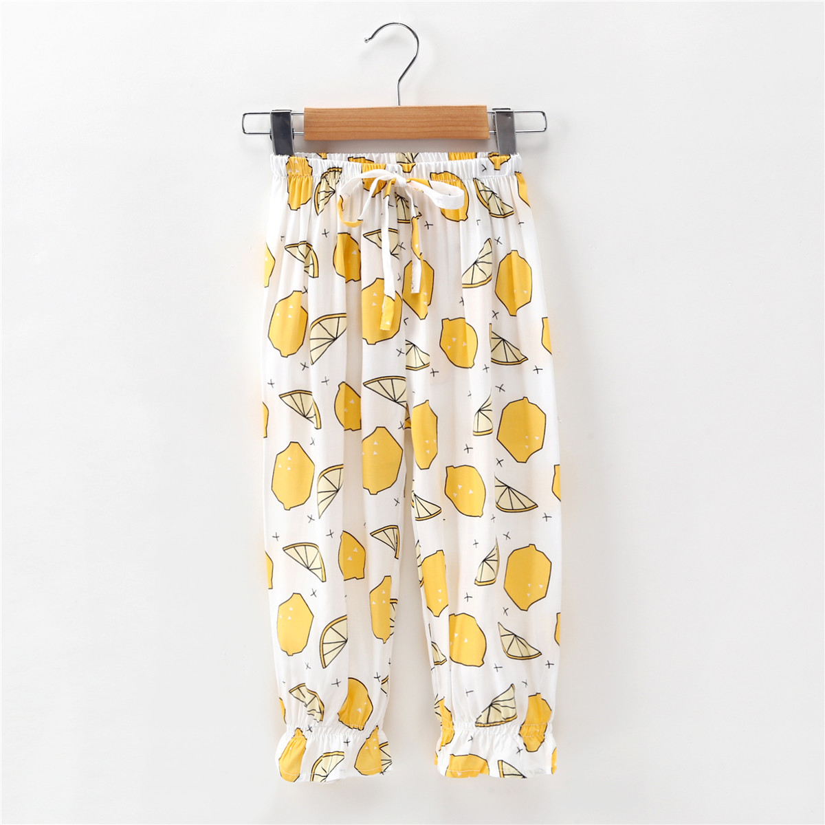 

Girl's lemon print mosquito pants